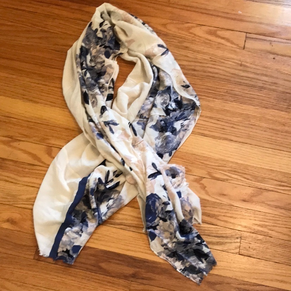 SCARF Navy Gray Cream 100% Viscose